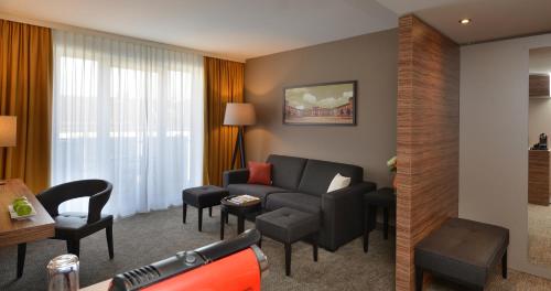 Best Western Plus Delta Park Hotel - image 4