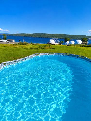 Úszómedence, Baddeck Domes in Baddeck (NS)