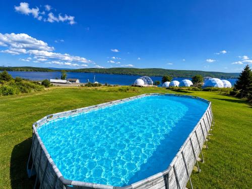Úszómedence, Baddeck Domes in Baddeck (NS)