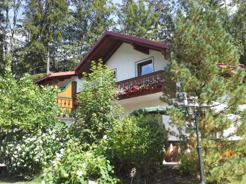 Waldhaus in Hinterstoder, Österreich