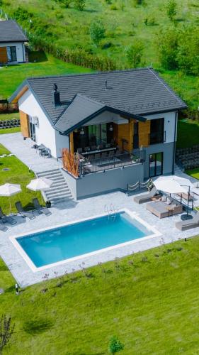 Peldbaseins, Oakville House - Kosmaj - Avala in Mala Ivanča