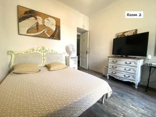 Nice Center Room, Nice (photo 2)