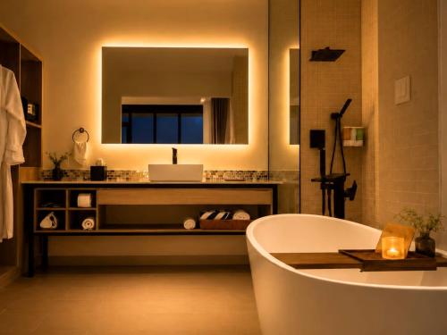 Grand Resort & Residences in Kota Belize
