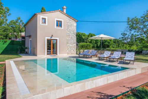Villa Zvane, a charming pool villa in the heart of Istria in Pamici