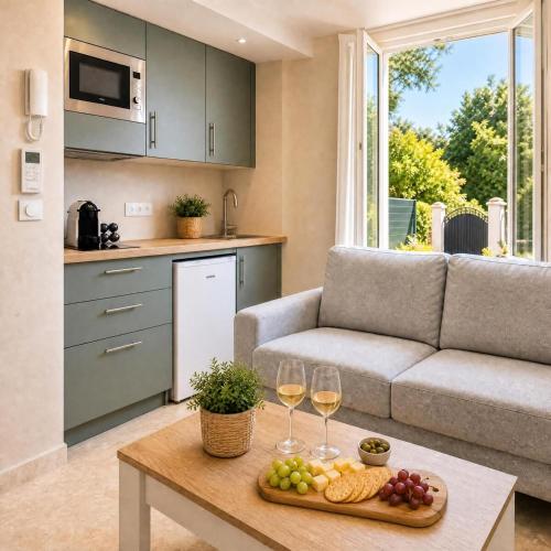 Studio neuf en duplex - AC - WIFI - Proche plage