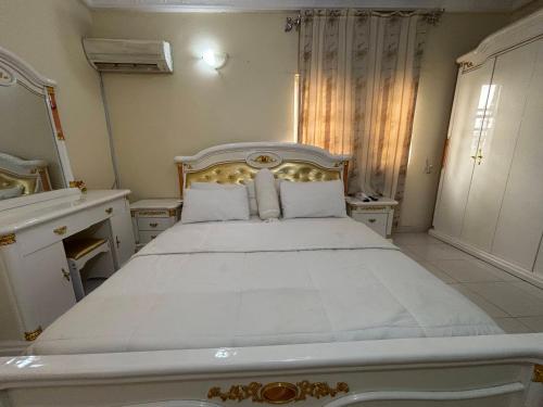 Christabel Hotel and Apartment Jos, Rayfield in ยอส