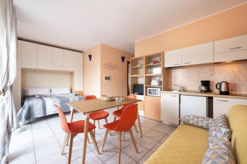  Bilocale 6 with balconyterrace in Cannero Riviera