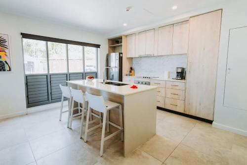 Kitchen, 101 - Ocean Views Oceanfront Backyard in Rewa