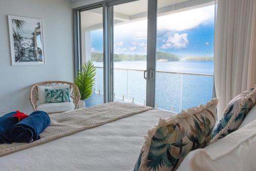客室内ベッド, 305 - Suva City Views Oceanfront Large Balcony in レワ