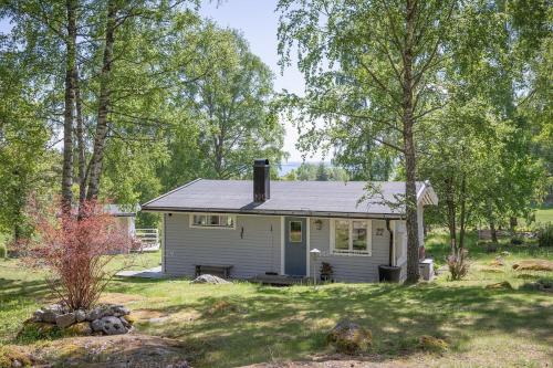 Sandvik Countryside Escape Minutes from the Beach in Vreta Kloster
