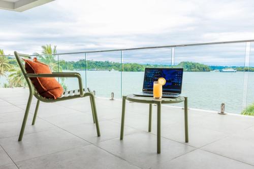 ระเบียง/ชานเรือน, 304 - Suva City Views Oceanfront Large Balcony in เรวา