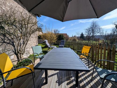 Gîte familial rénové avec jardin au cœur de la Vallée de la Saône - FR-1-583-467 (Gite familial renove avec jardin au cœur de la Vallee de la Saone - FR-1-583-467) in Lavigney