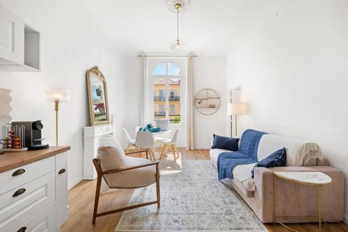 Sephora Jean Medecin 2-Bedroom Apartment