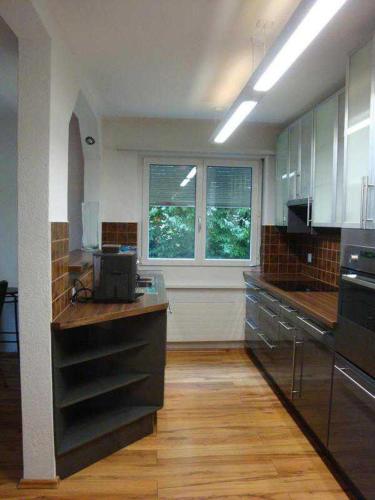 Bếp, Apartments in Leafy Suburb in Les Diablerets