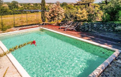 Úszómedence, Gîte Piscine Privée Dans Mas (Gite Piscine Privee Dans Mas) in Saint-Germain (Rhône-Alpes)
