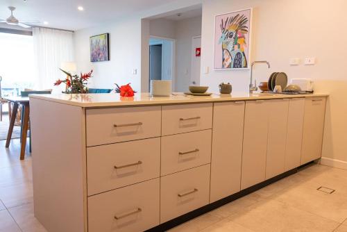 Kitchen, 104 - Suva City Views Oceanfront Backyard in Rewa