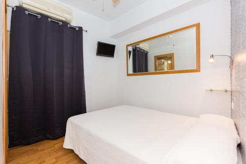 1 twin bed