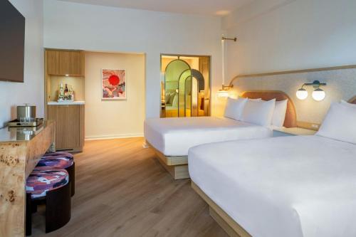 The Luce, St. Pete Beach, a Tribute Portfolio Hotel