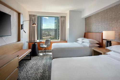 2 double beds