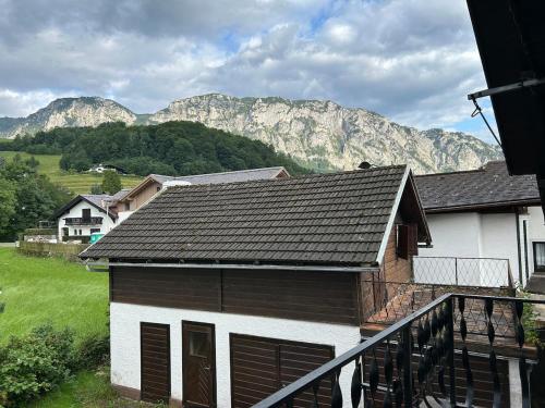 Villa Gretl am See in Steinbach Am Attersee
