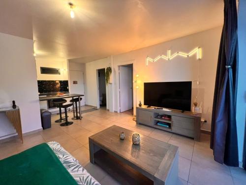 Tekofai Appartement - Clim, Parking & Piscine - photo 2 - Tahiti, Polynésie