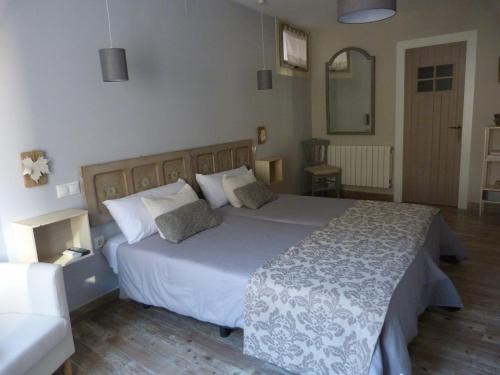 2 twin beds