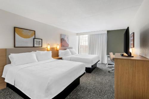 Holiday Inn Akron-West Room Type - Double Room, 2 Queen Beds