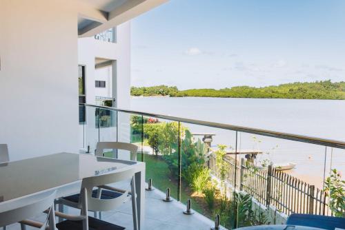 Balcony/terrace, 201 - Ocean Views Oceanfront Large Balcony in Rewa