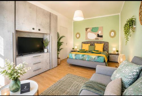 NEW! Vatican Domizia Apartment, Roma