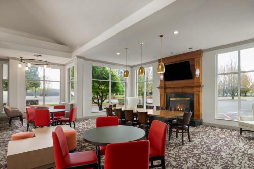 Hilton Garden Inn Portland Airport - image 3