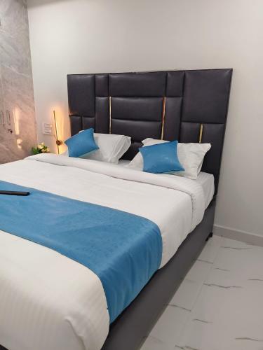 Waah Home Stay Luxury rooms - Warangal