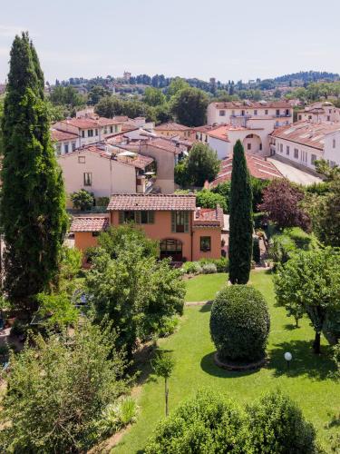 Stalla - Villa with garden in the historic center