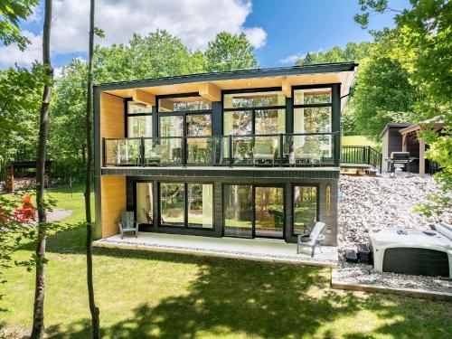 . Chalet Mid-Century - Lakeside Joseph - Le Charlo
