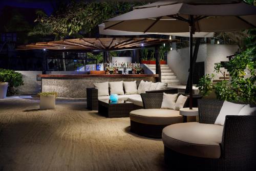 Bar/lounge, The Reef Playacar Beach Resort & Spa – Optional All Inclusive in Playa Del Carmen