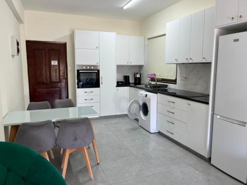 Central Apartments, By Noma Stays Cyprus - Paphos