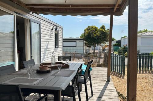Chalet avec piscine à Gujan-Mestras