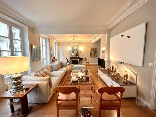 Stunning Parisian flat