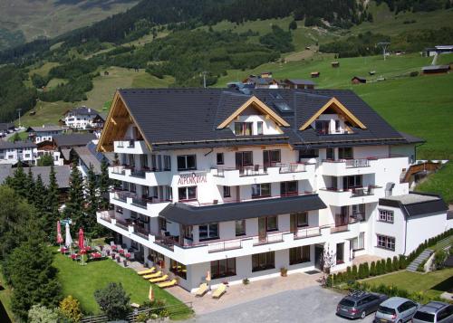 Hotel Alpenroyal