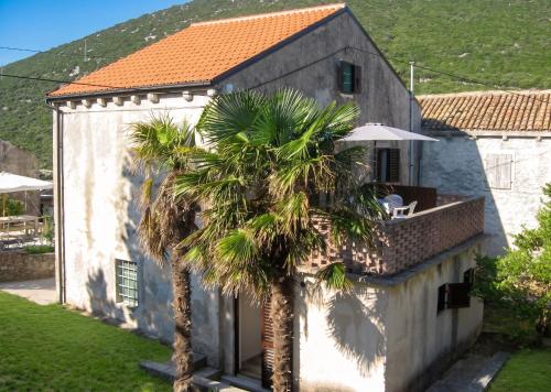 Charming House in Sveti Jakov, Mountain View - Location saisonnière - Sveti Jakov