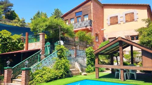 Skats, Spacious villa with private pool in La Puebla de Castro in La Puebla De Castro