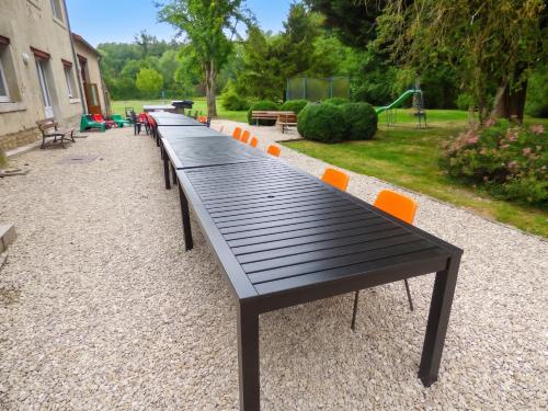 Erkély/terasz, Retraite Champêtre Spacieuse près de Nouart avec Jacuzzi (Retraite Champetre Spacieuse pres de Nouart avec Jacuzzi) in Nouart