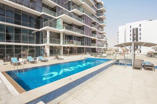 Super Chic Golf Apartment, Dubai