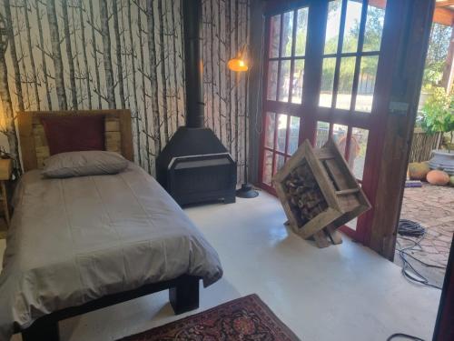 Accessible West Coast Villa Room with Private Facilities in Long Acres Country Estate