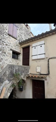 Studio with sea and mountain view in Sainte-Agnes