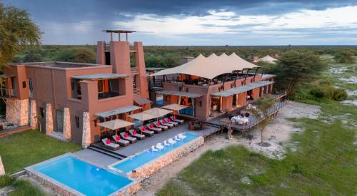 Onguma The Fort in Mokuti Lodge