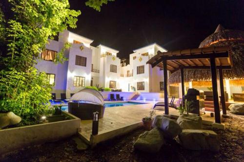 

Les Blanc Villas