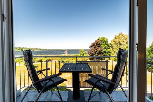 Seeadler - Gemütliches Apartment mit Balkon & Panoramablick auf die Müritz, Waren (Müritz)