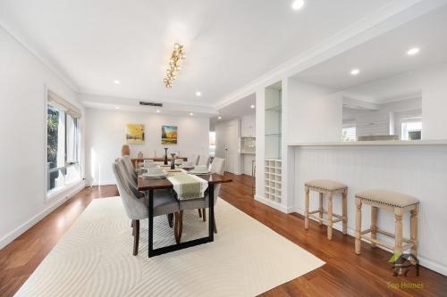 5BR Malabar Ocean Home Direct CBD Bus in Little Bay