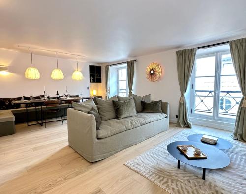 Elegant family flat with lift - Luxembourg Gardens