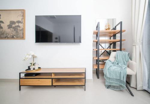 Premium Cozy Studio Apartment - Blue Bay Walk in Umm Al Quwain